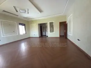 Furnished 7bdrm Duplex in Kisaasi, Nakawa for sale
