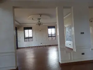 Furnished 7bdrm Duplex in Kisaasi Corporate, Nakawa for sale
