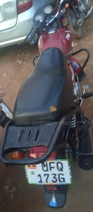 TVS HLX 125 2024 Red