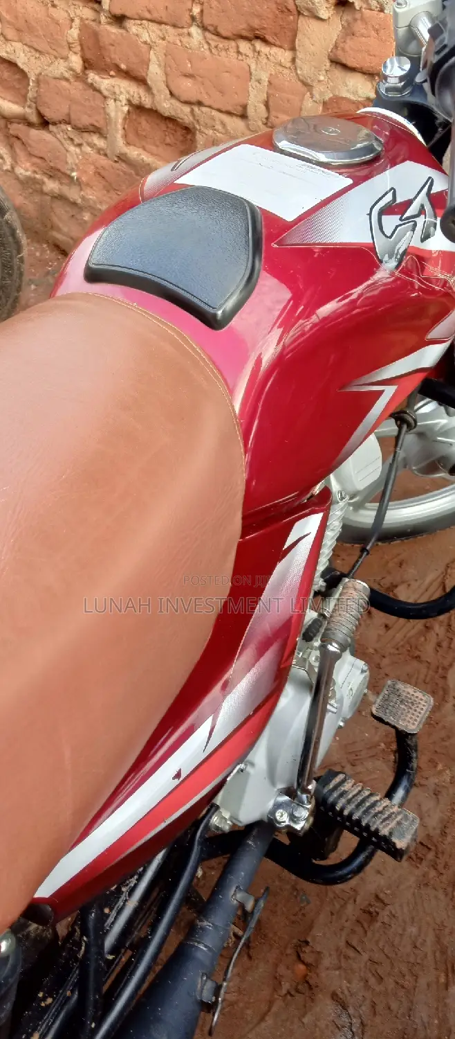Bajaj CT 110X 2023 Red