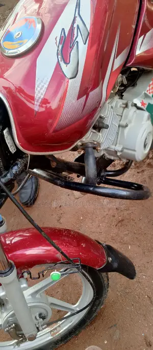 Bajaj CT 110X 2023 Red