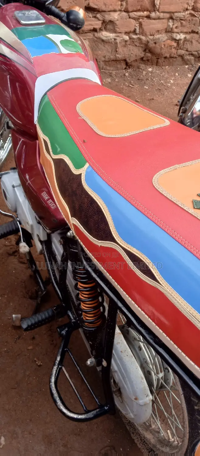 Bajaj Boxer 2023 Red