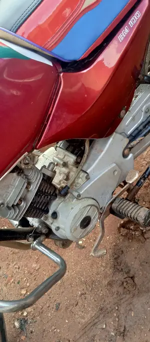 Bajaj Boxer 100 2023 Red