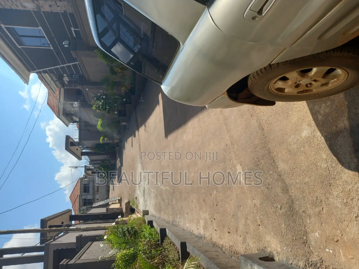 Furnished 7bdrm Mansion in Kisaasi, Nakawa for sale