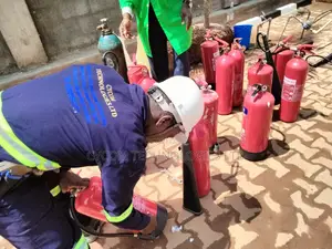Fire Extinguisher For Servicing And Refining