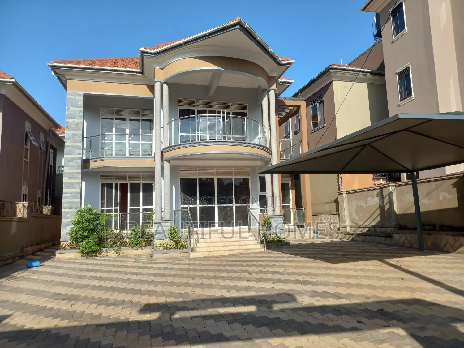 Furnished 5bdrm Mansion in Kyanja, Nakawa for sale