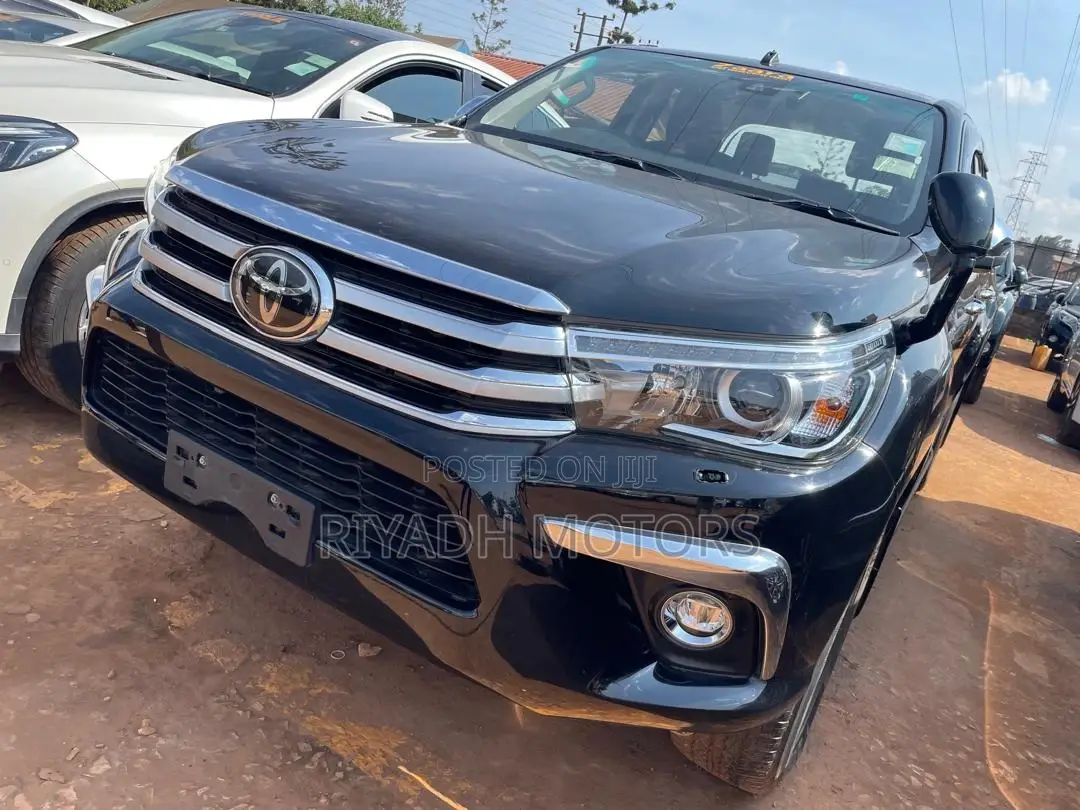 Toyota Hilux 2018 Black