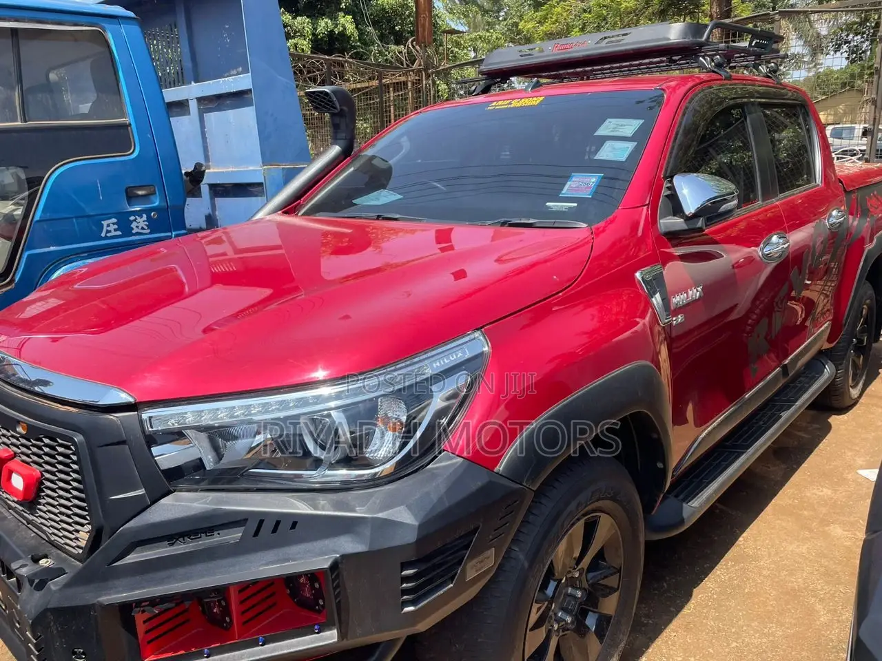 Toyota Hilux 2017 Red