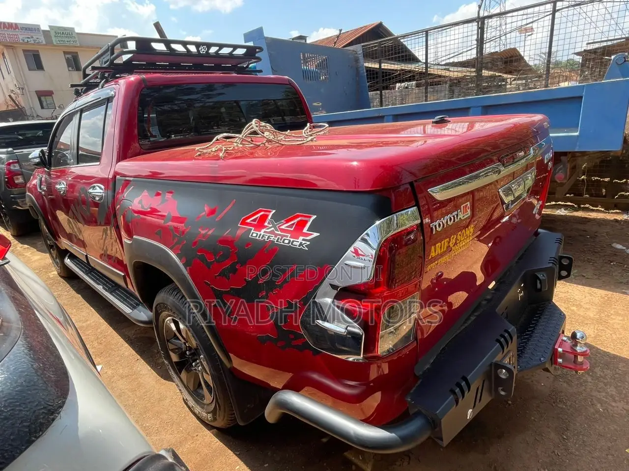 Toyota Hilux 2017 Red