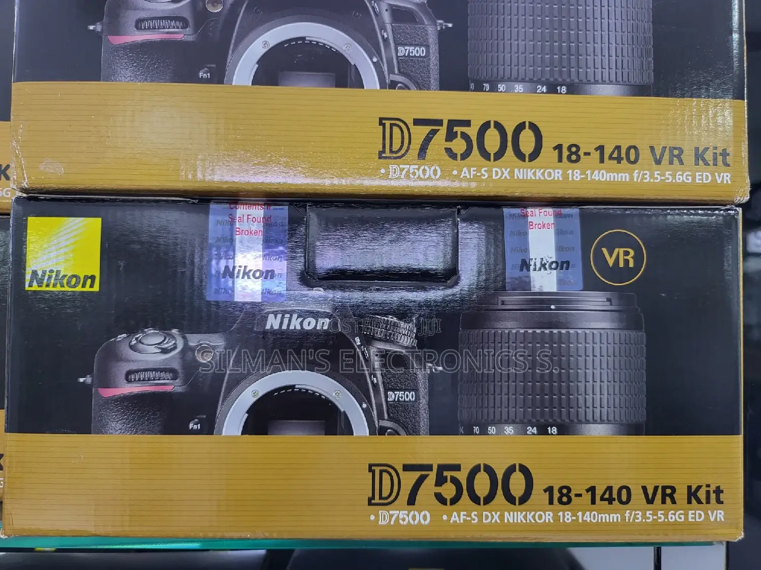 Nikon D7500 KIT With 18-40mm Lens