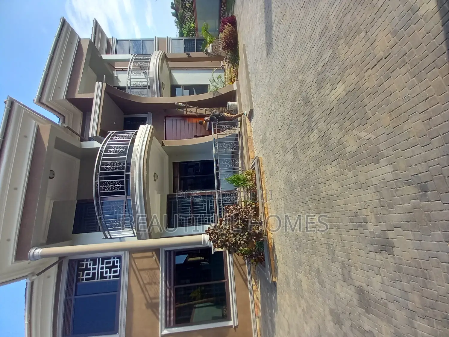 Furnished 6bdrm Mansion in Kyanja Rich, Nakawa for sale