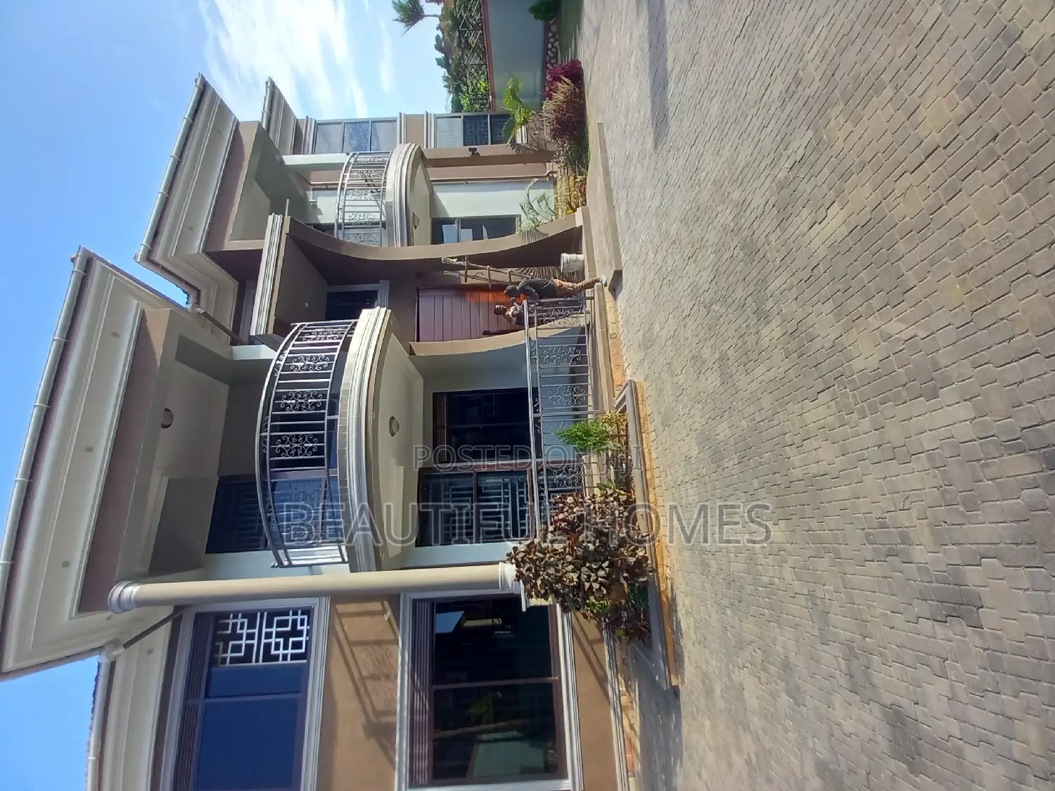 Furnished 6bdrm Mansion in Kyanja Rich, Nakawa for sale