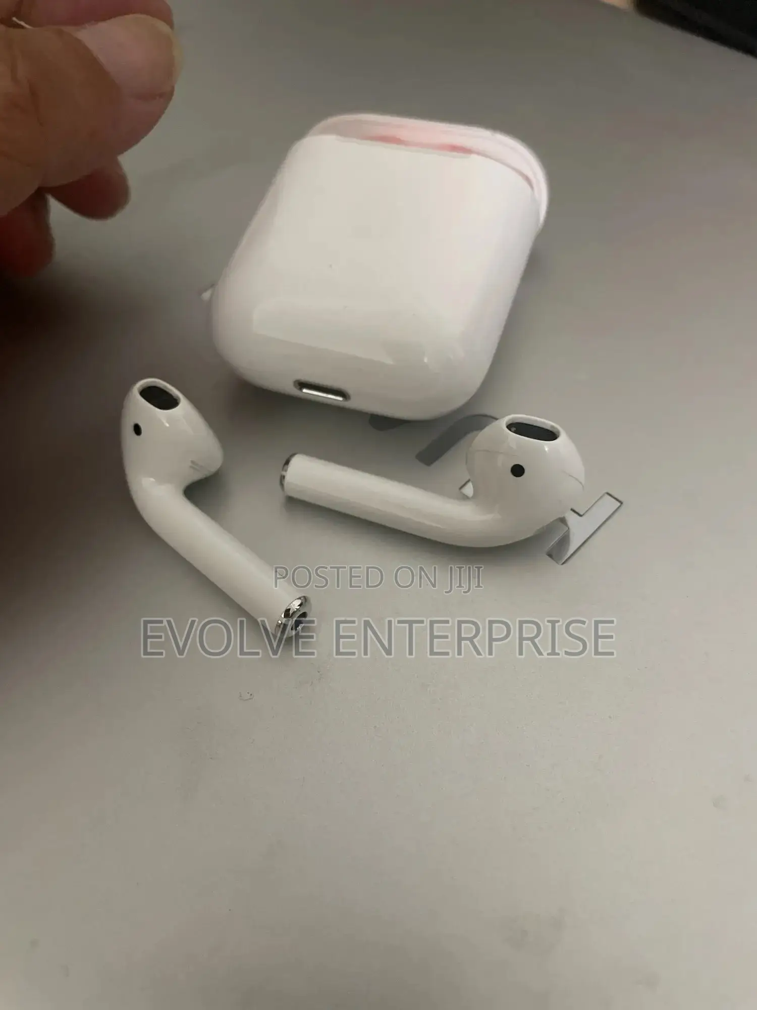 100% Original Airpods 2(2nd Generation)