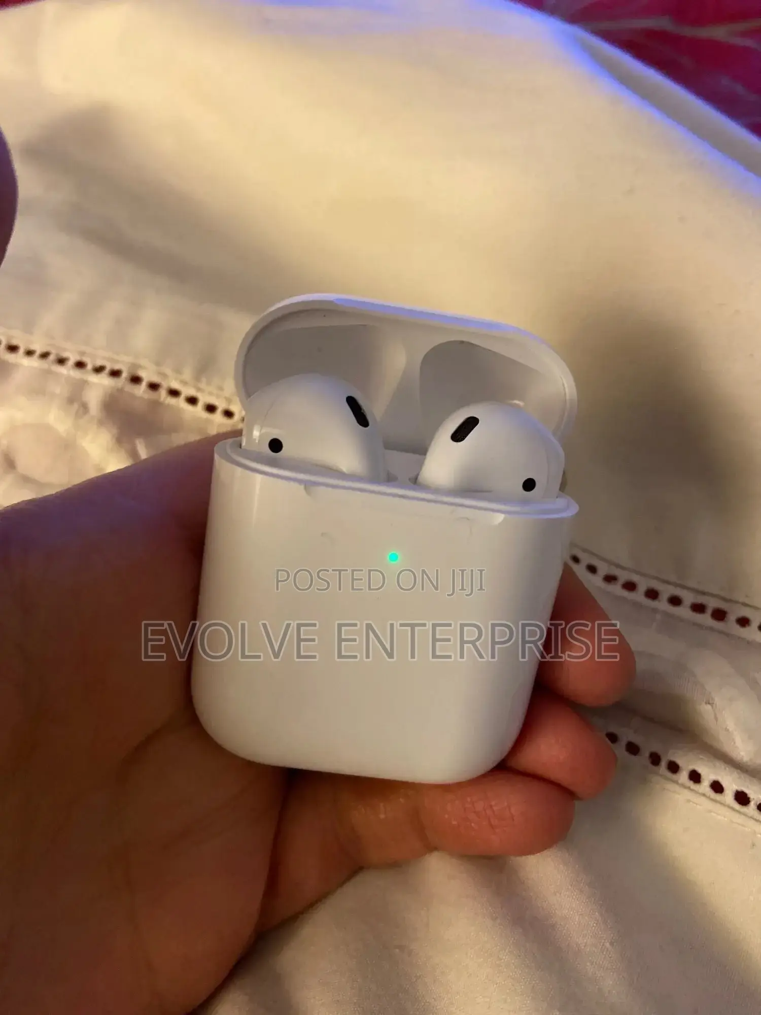 100% Original Airpods 2(2nd Generation)