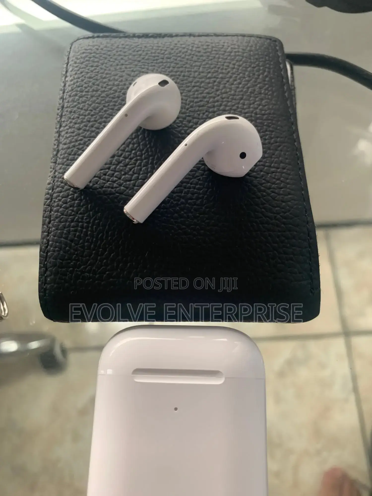 100% Original Airpods 2(2nd Generation)