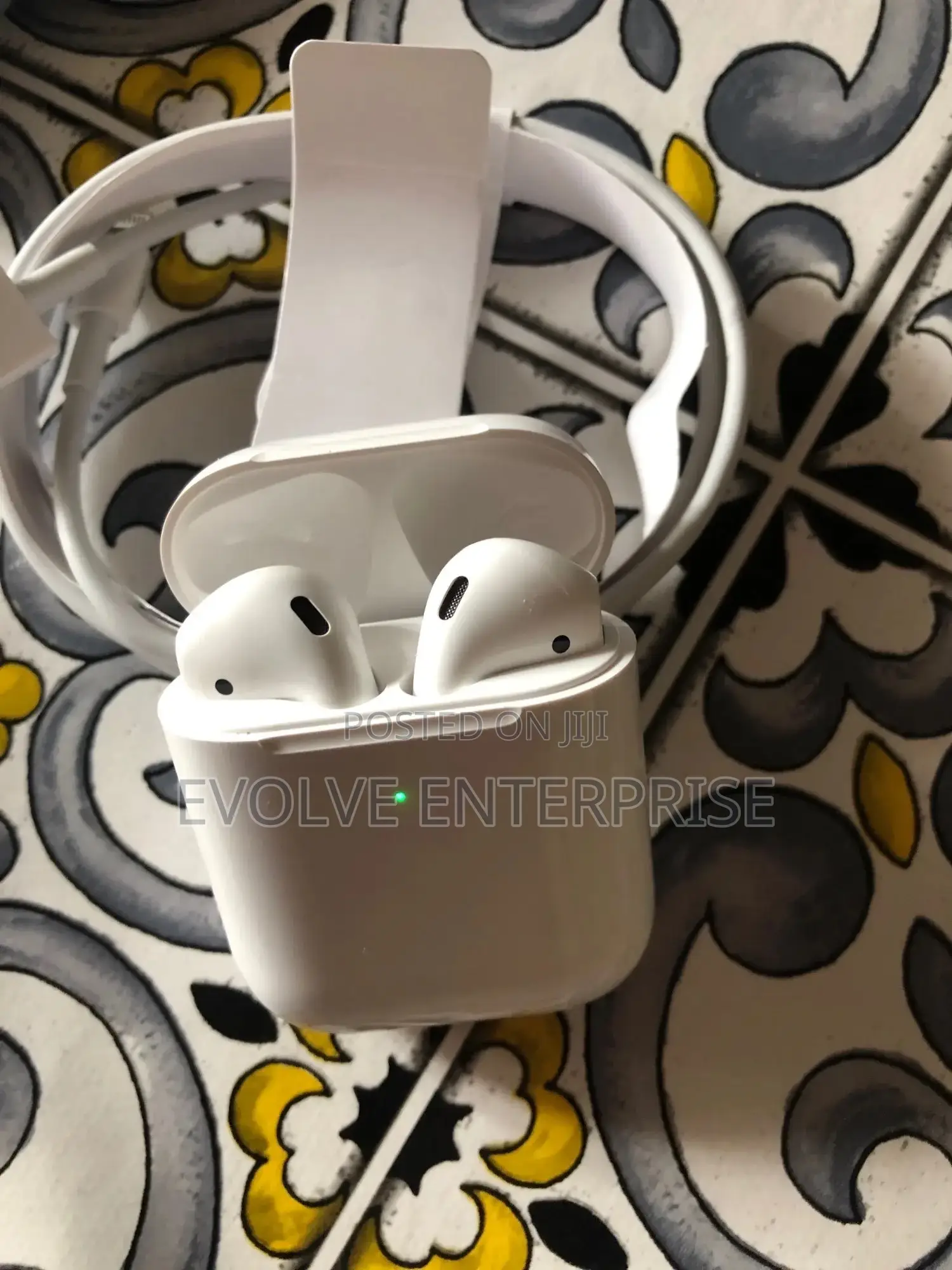 100% Original Airpods 2(2nd Generation)