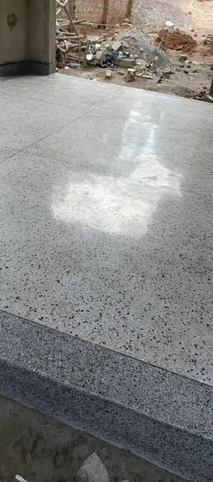 Terrazzo Velanda and House