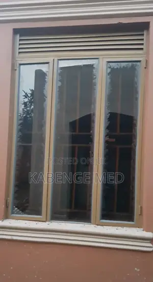 House Glass Fixing