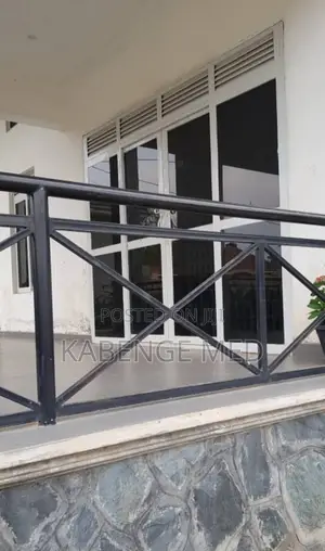 House Glass Fixing