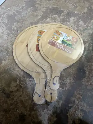 3 Piece Wooden Pizza Plates