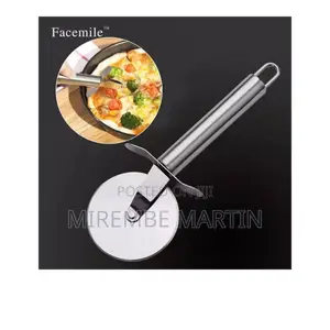 Kitchen Stainless Steel Pizza Cutter.