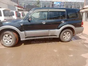 Mitsubishi Pajero 1999 Black
