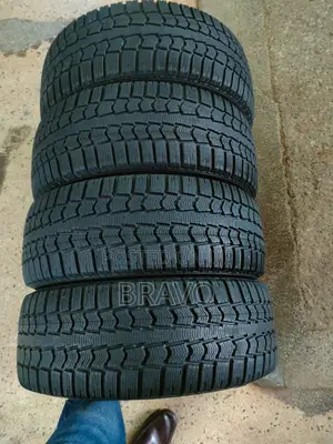 205/55r16 PIRELLI Good Condition.