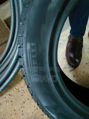 205/55r16 PIRELLI Good Condition.