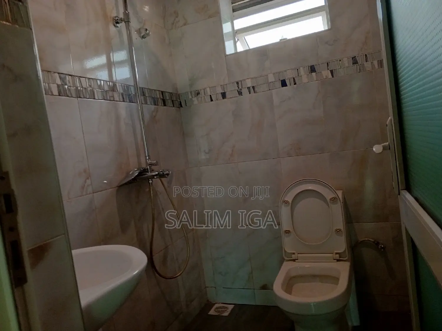 4bdrm Bungalow in Kololo Property, Central Division for rent
