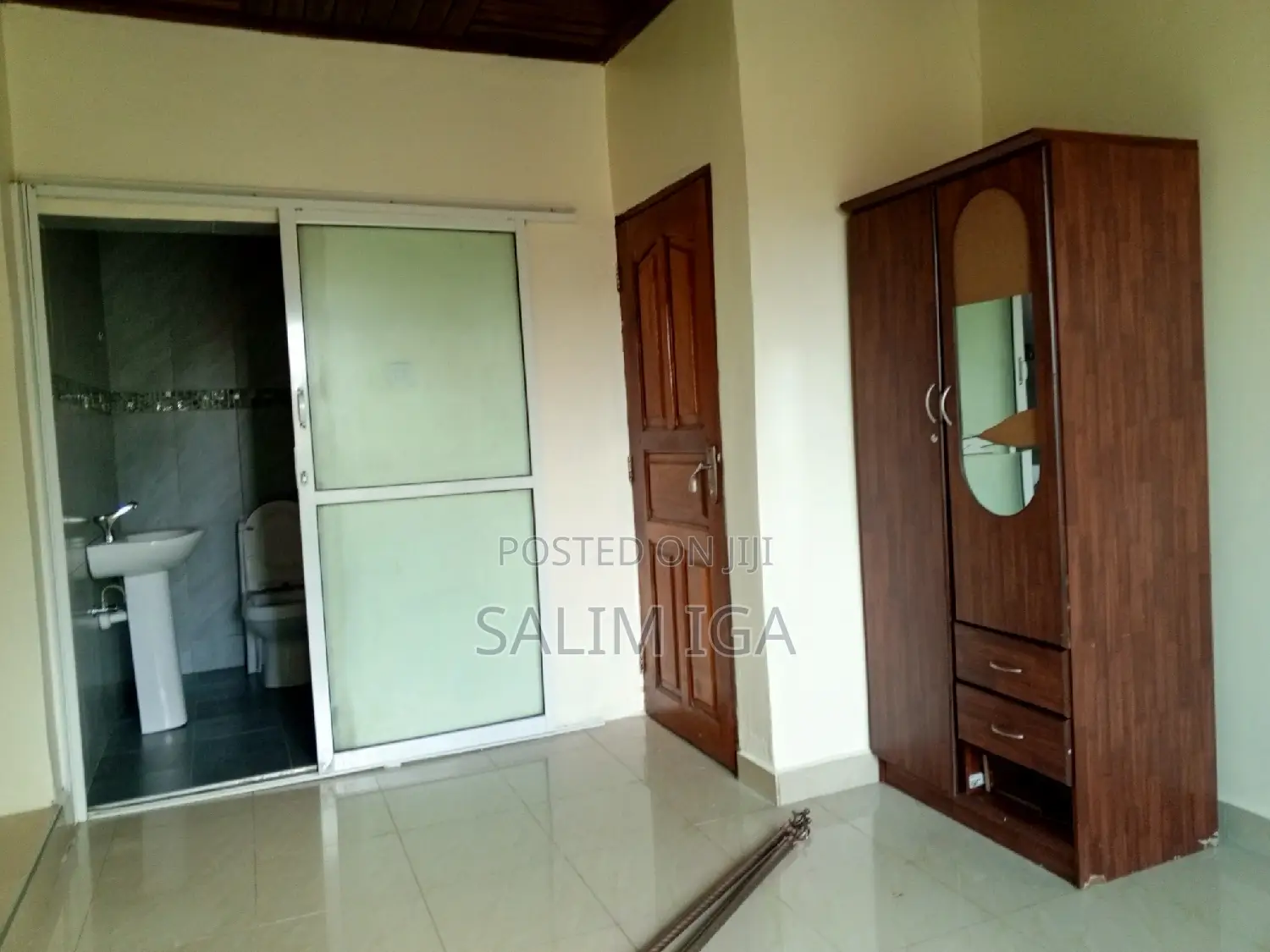 4bdrm Bungalow in Kololo Property, Central Division for rent