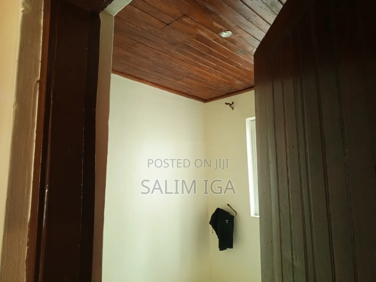 4bdrm Bungalow in Kololo Property, Central Division for rent