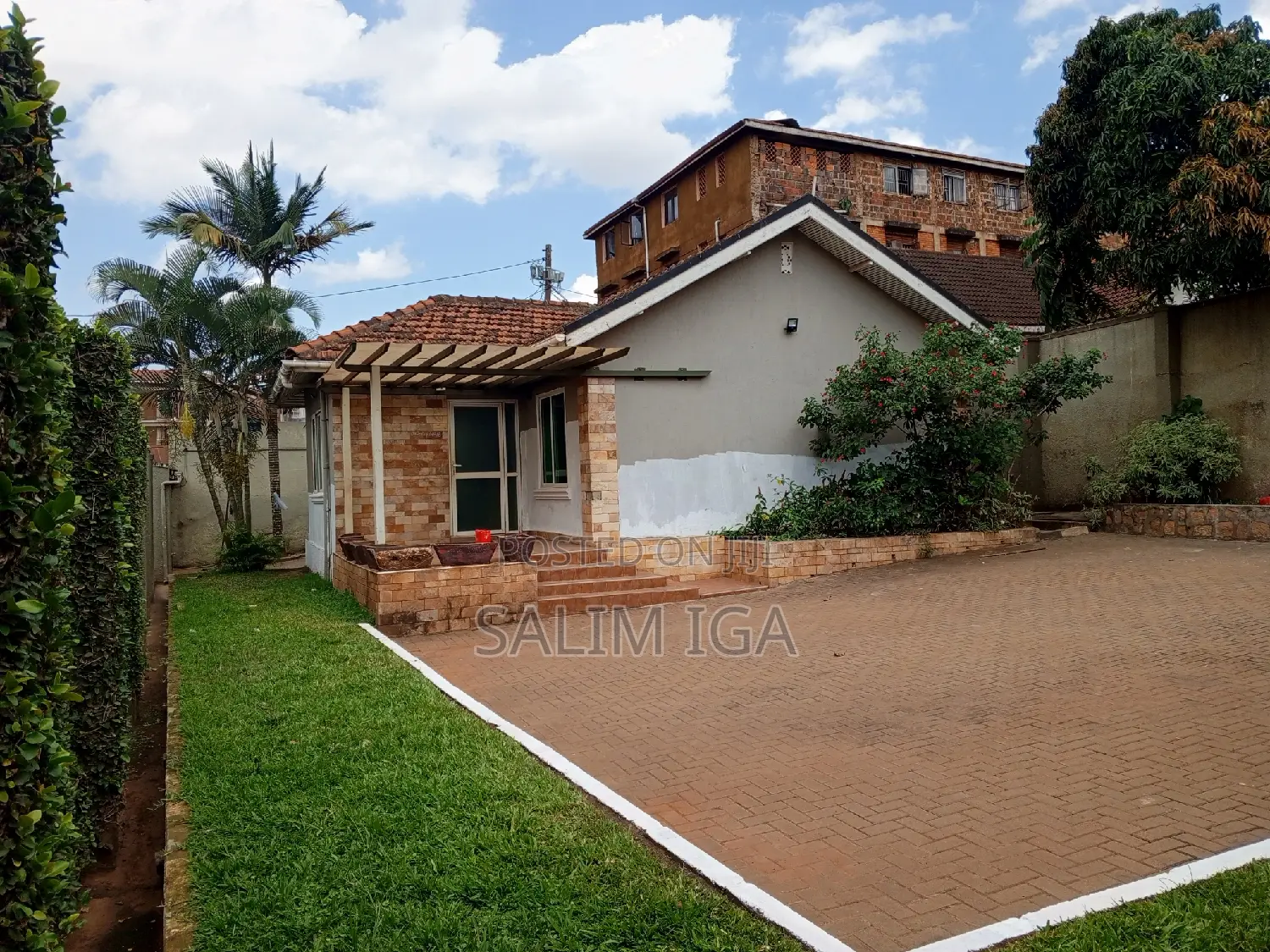 4bdrm Bungalow in Kololo Property, Central Division for rent
