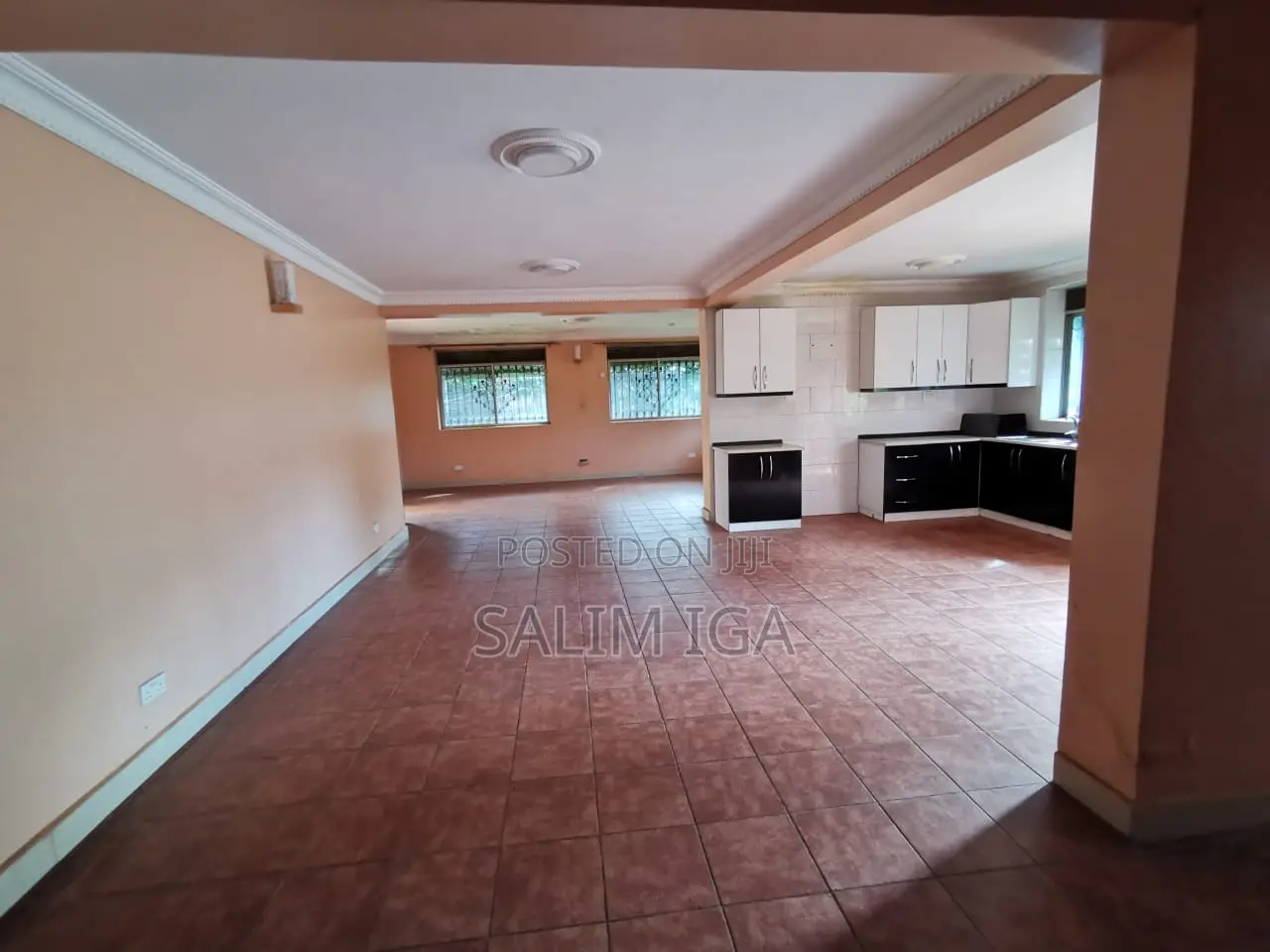 4bdrm Townhouse / Terrace in Kololo Property, Central Division