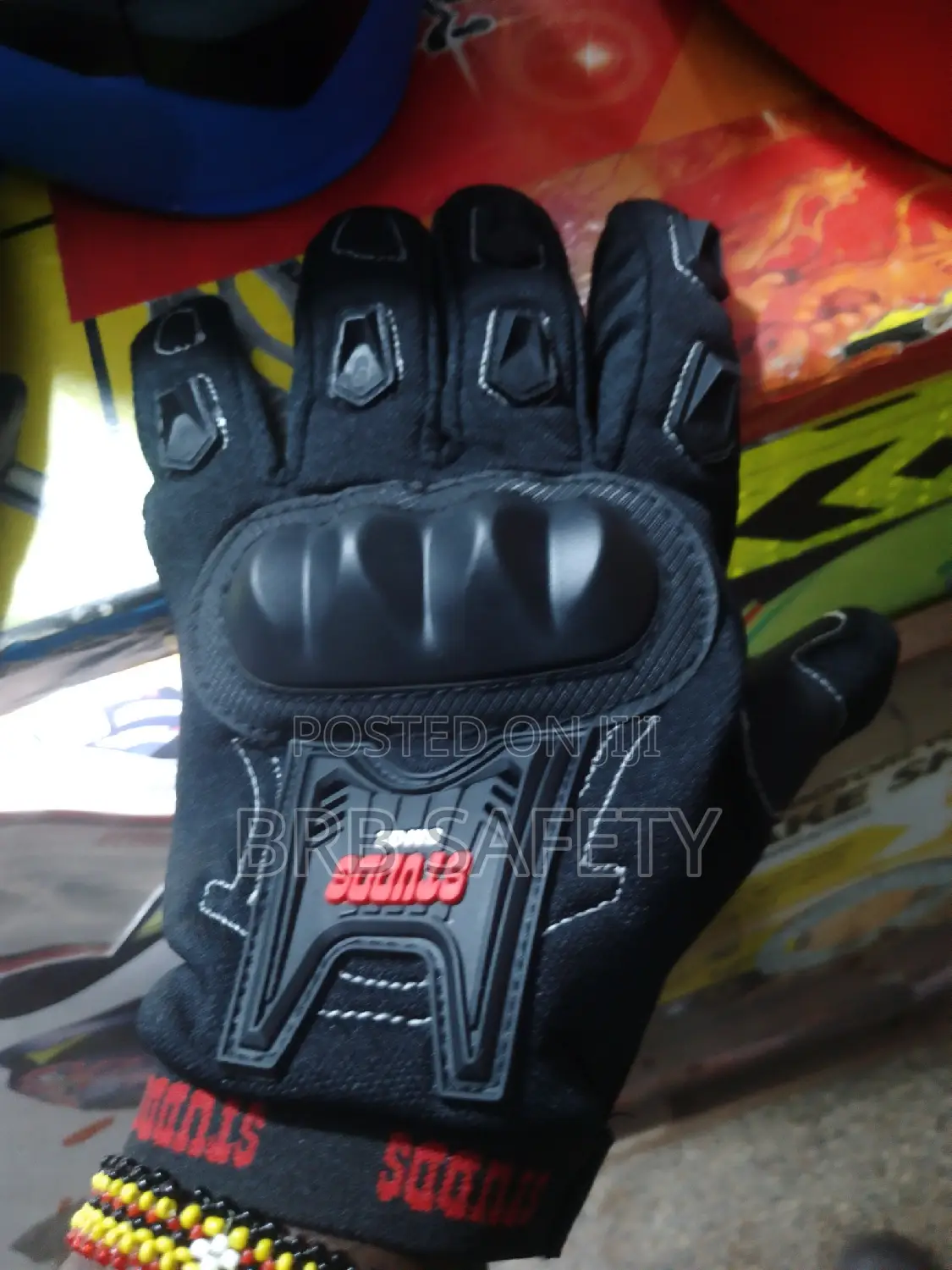 Racers Hand Gloves STUDDS