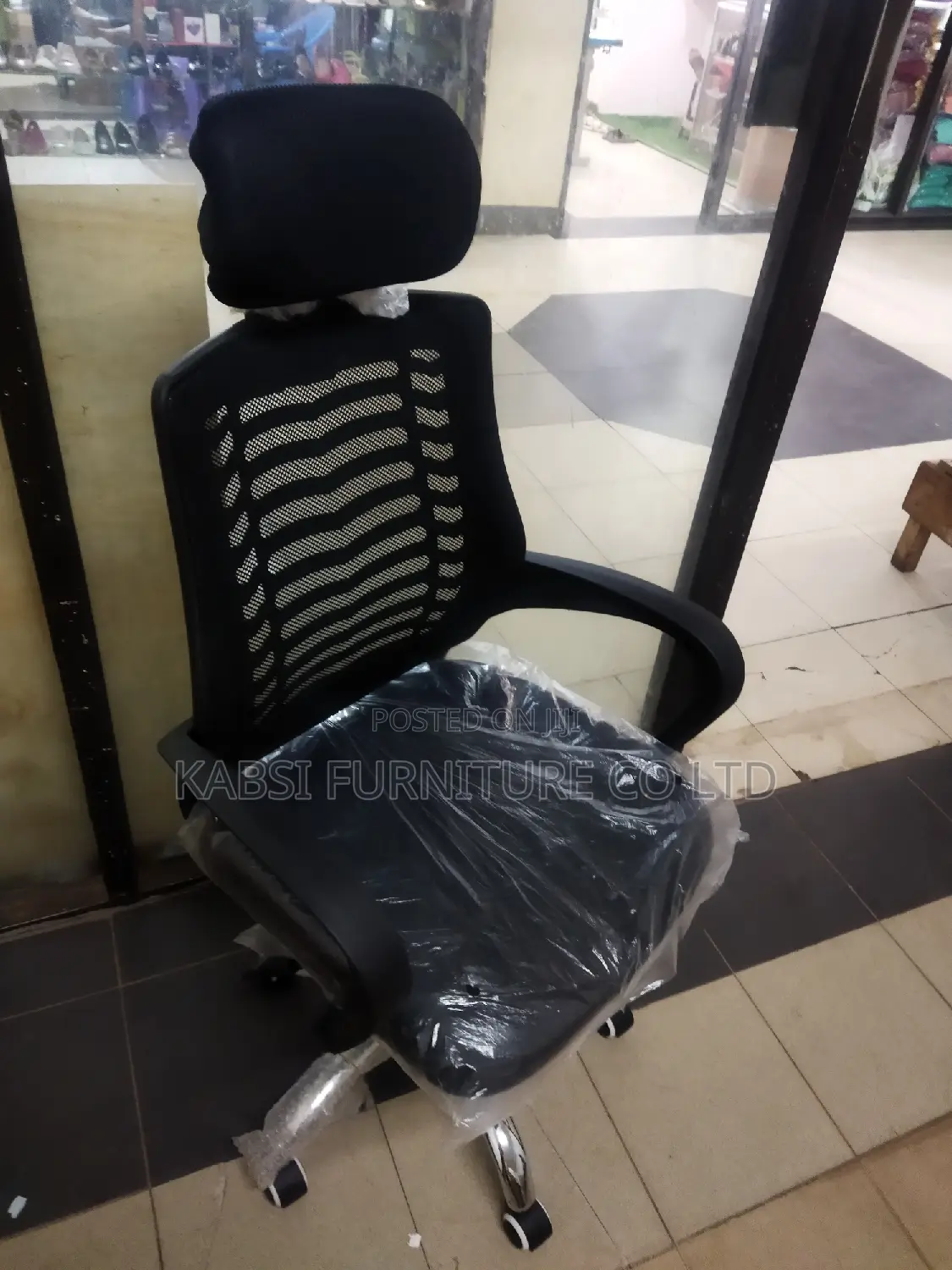 Office Chairs With Aluminum Legs