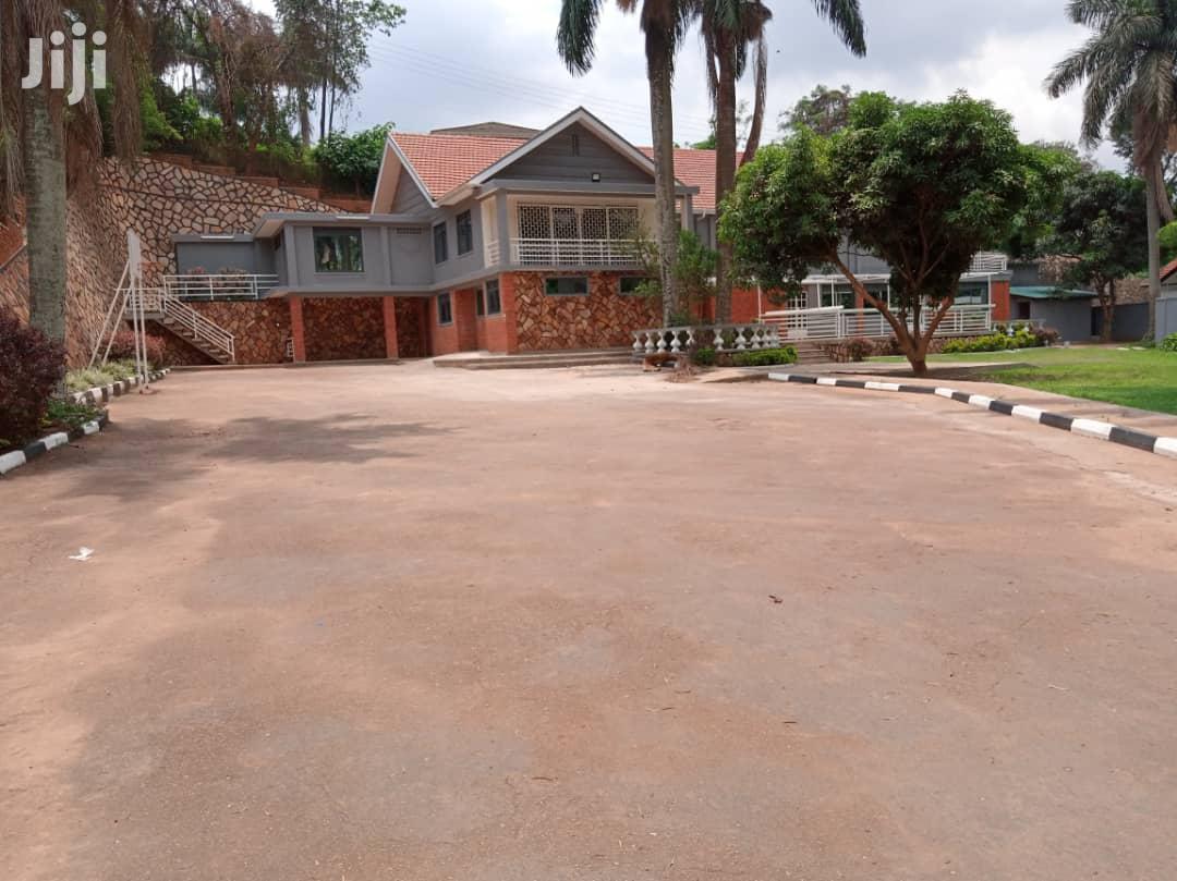 Office Block In Kololo For Rent