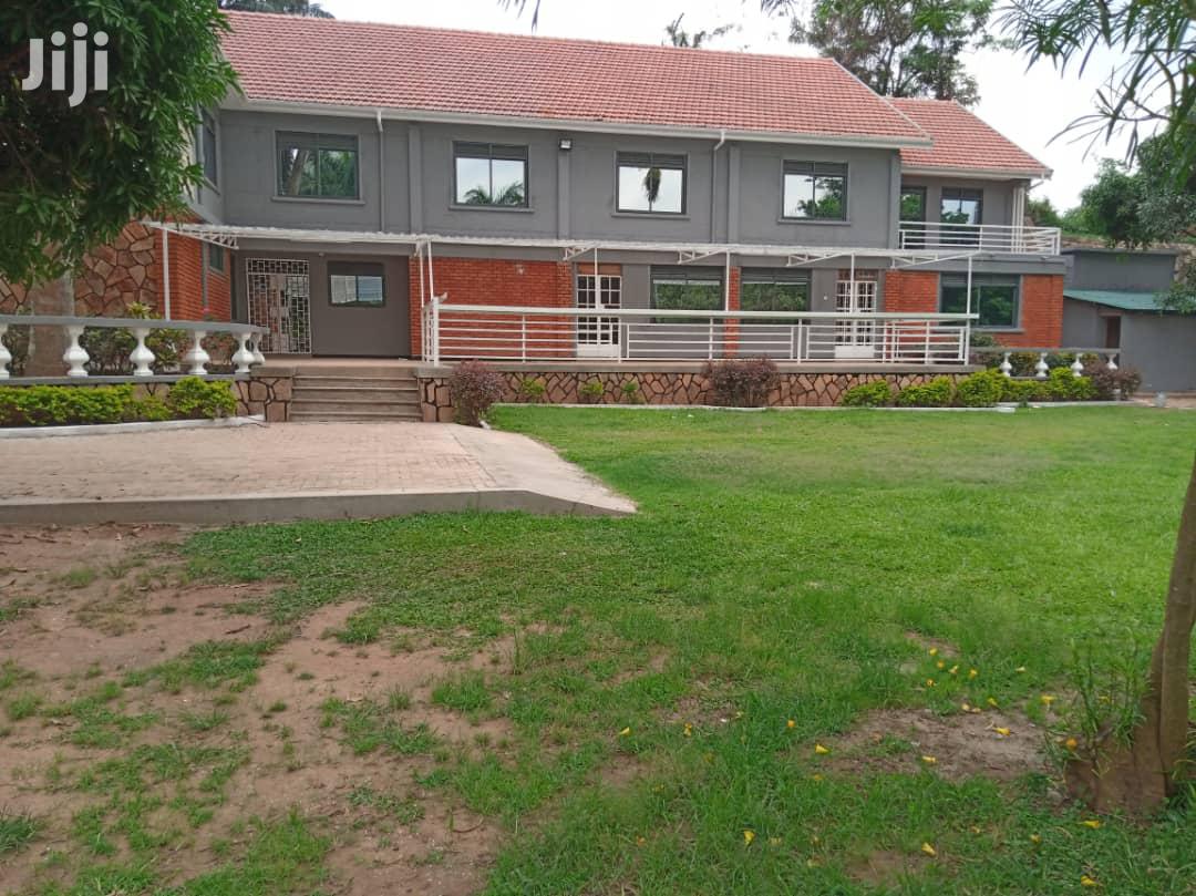Office Block In Kololo For Rent