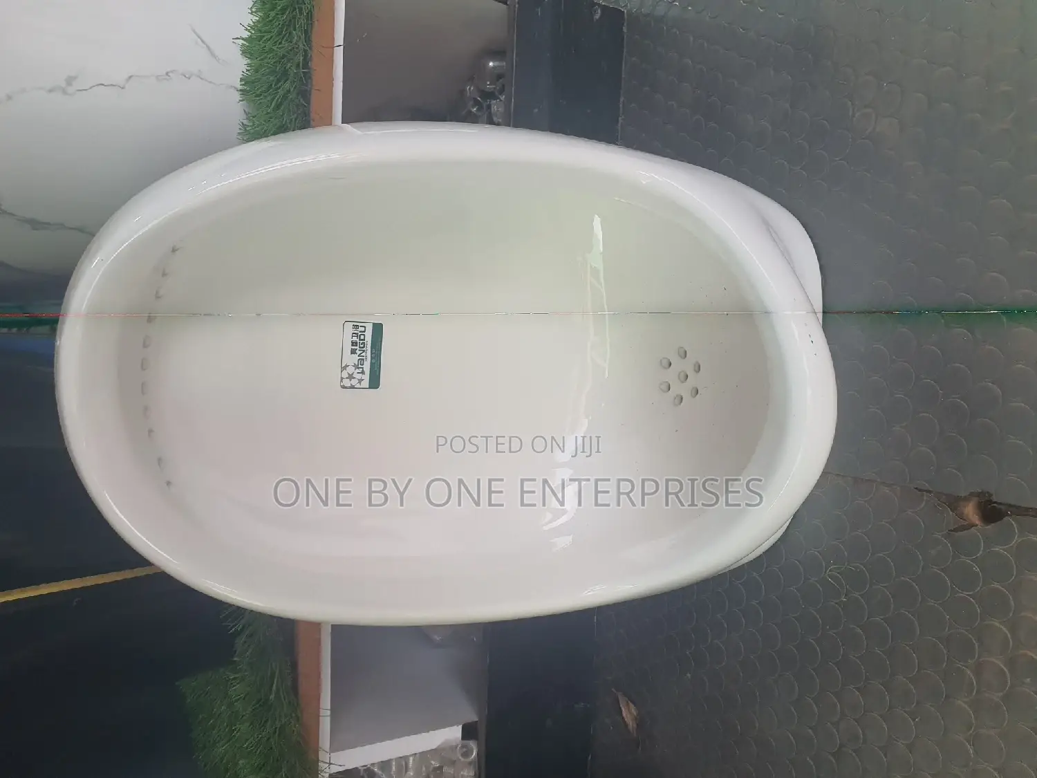 Professional Heavy-Duty Urinal Bowl