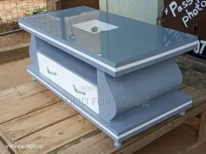 Sparkling Center Table