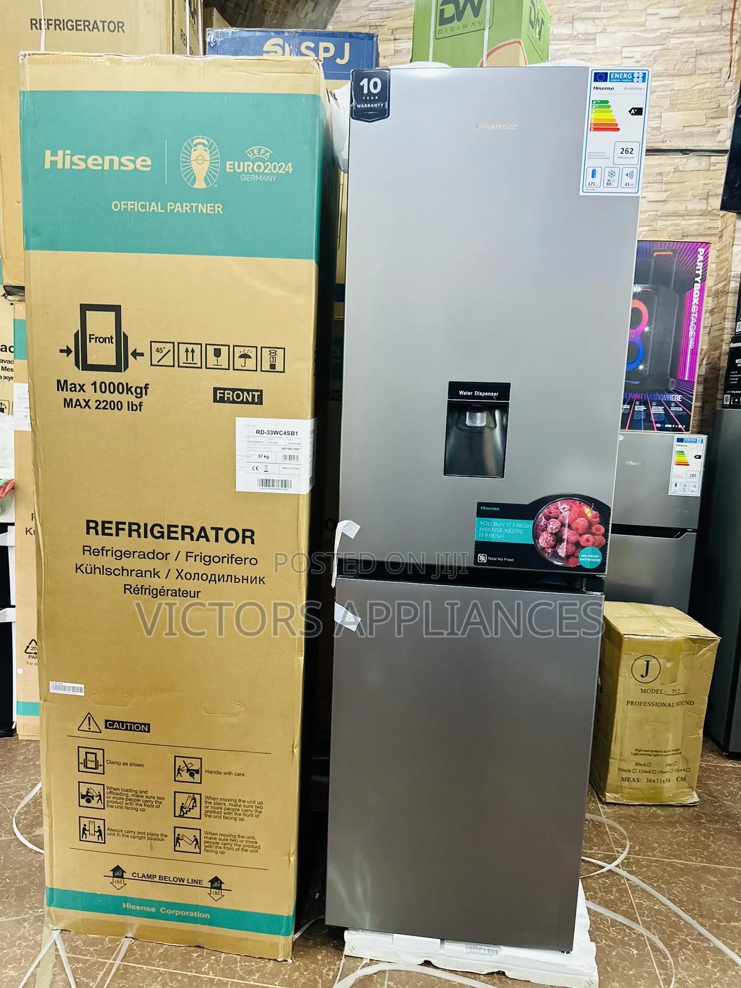 Hisense Frost Free Fridge 330l