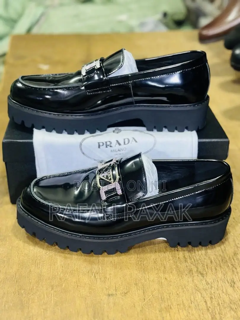 Original Men’S Classic Luxury Prada Shinny Loafers