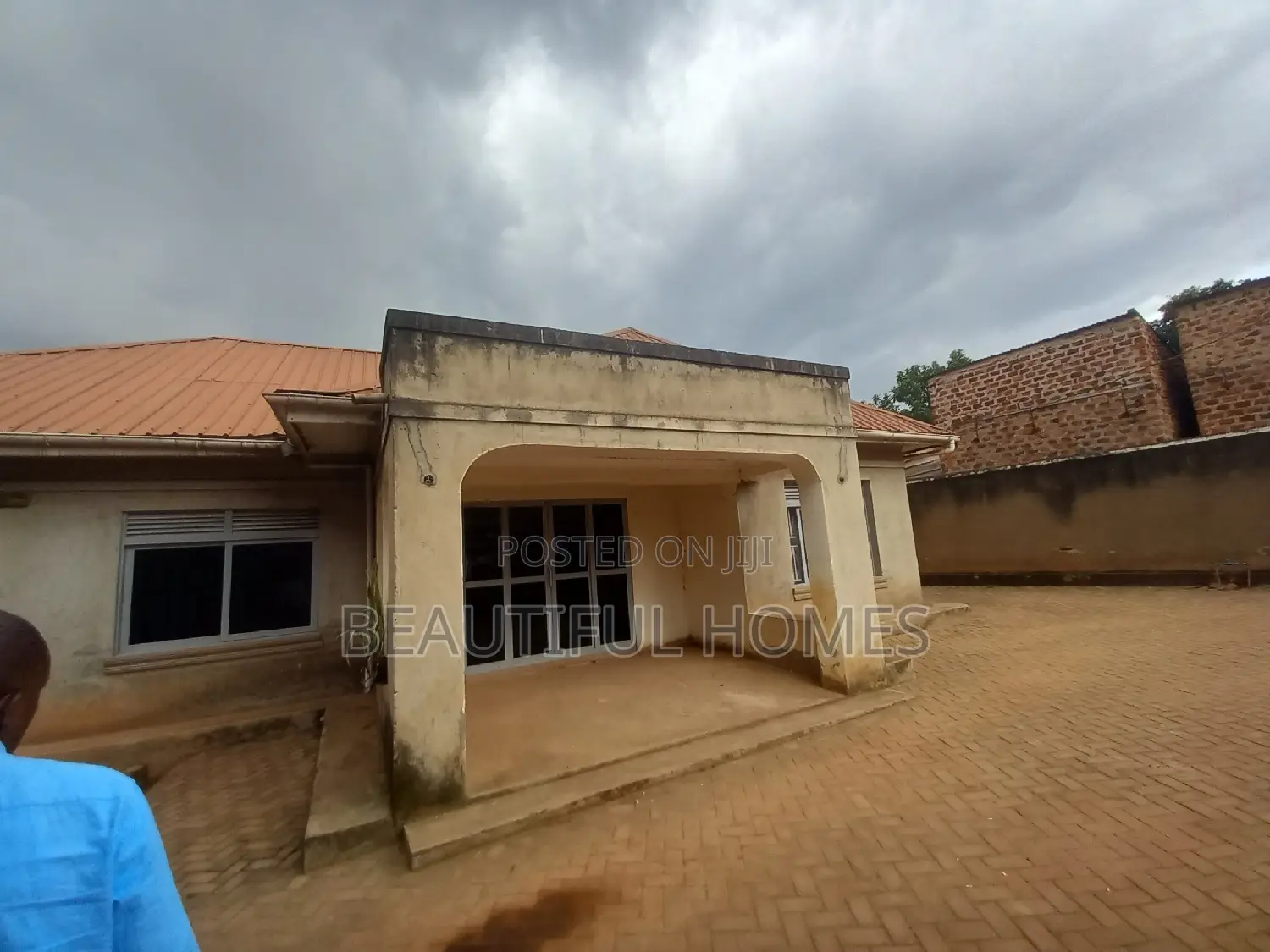 Furnished 4bdrm House in Mbalwa, Kira for sale
