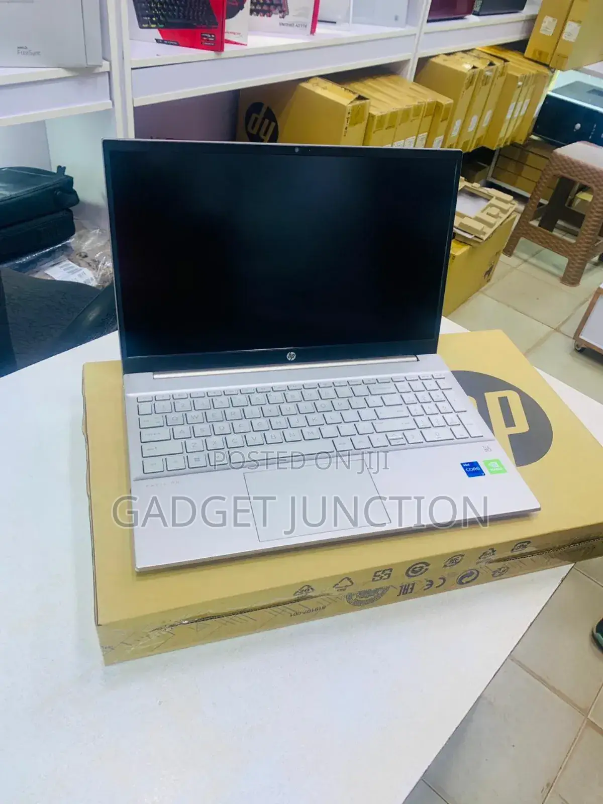 New Laptop HP Pavilion 15 16GB Intel Core I7 SSD 512GB