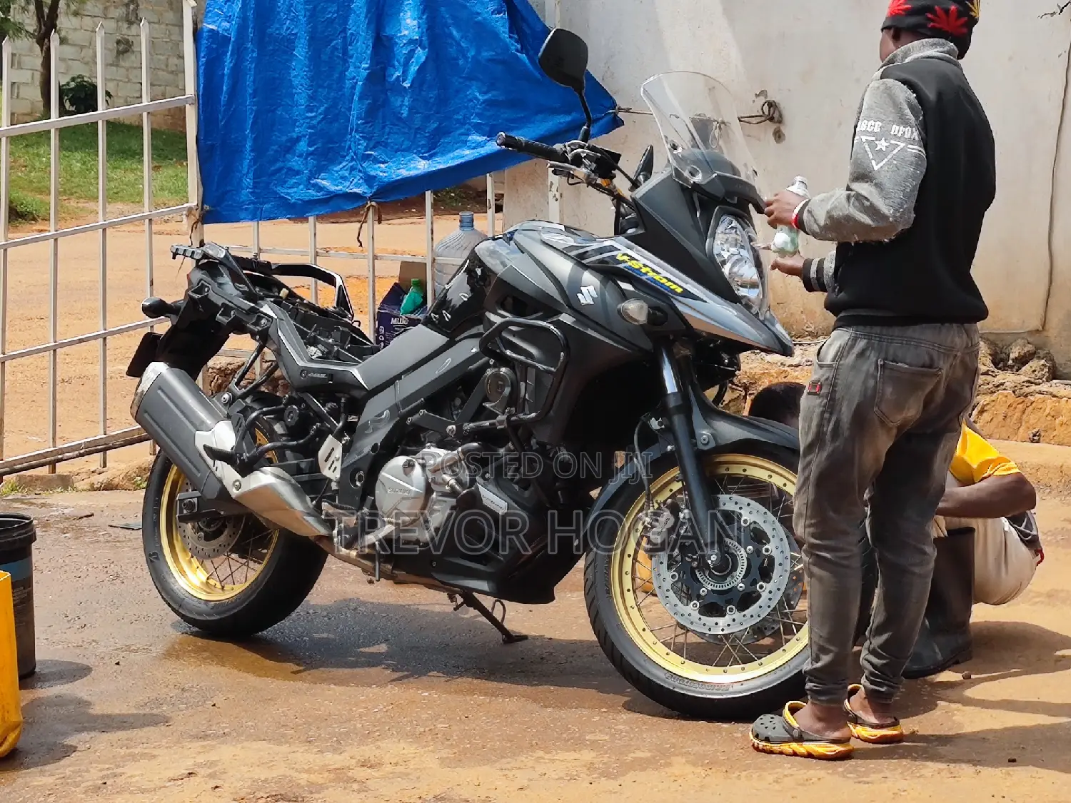 Suzuki V-Strom 2017 Black