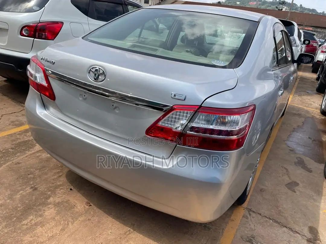 Toyota Premio 1.8 FWD 2010 Silver