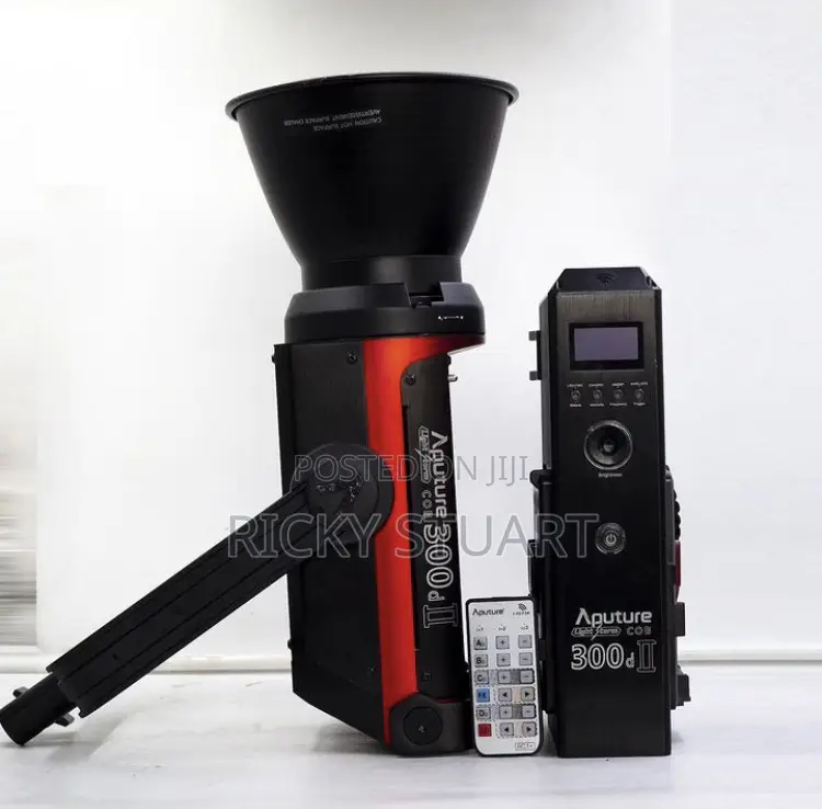 Aputure 300D II Led Video Light Daylight(V-Mount)