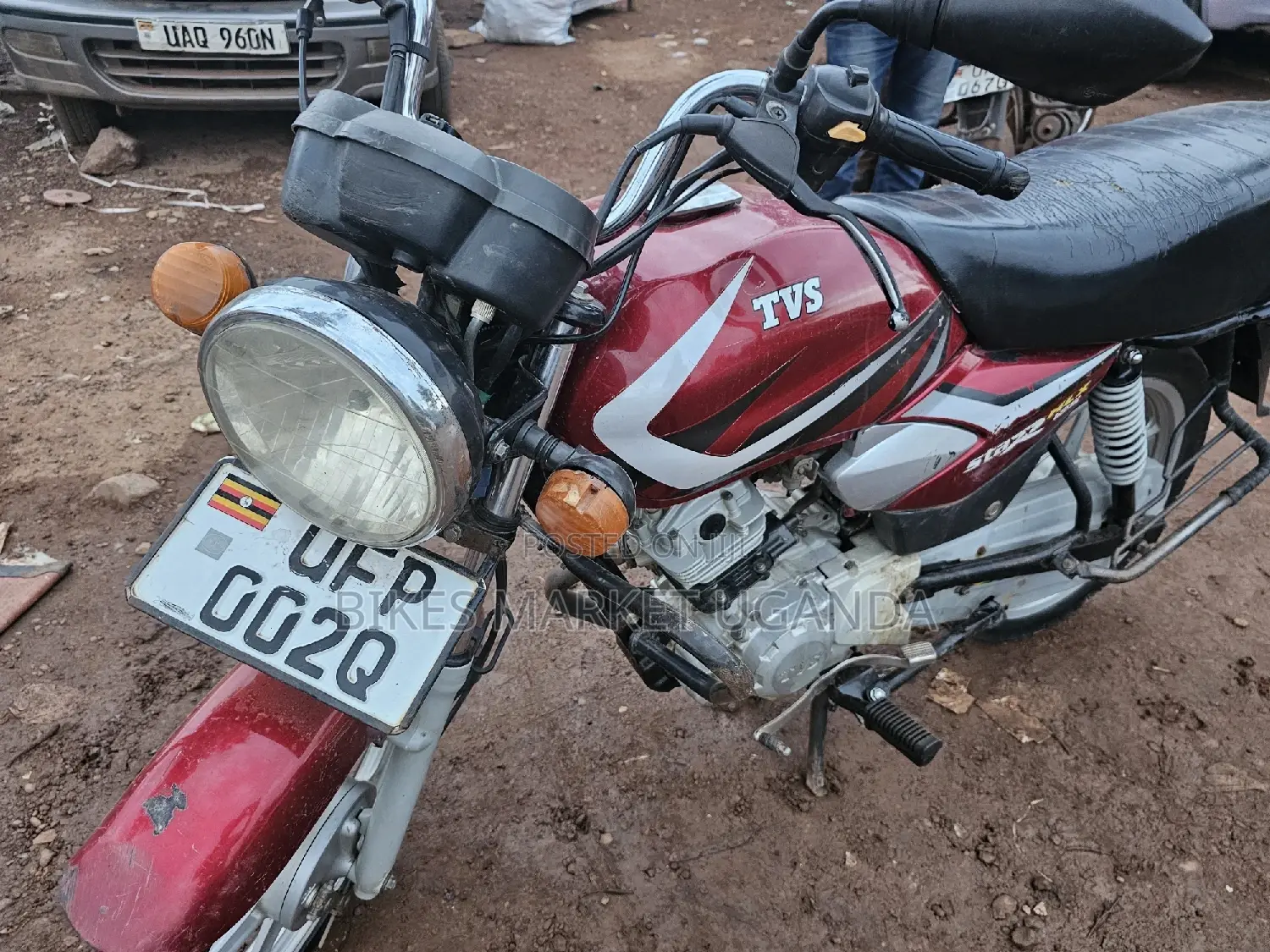 TVS HLX 125 2023 Red