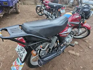 TVS HLX 125 2023 Red