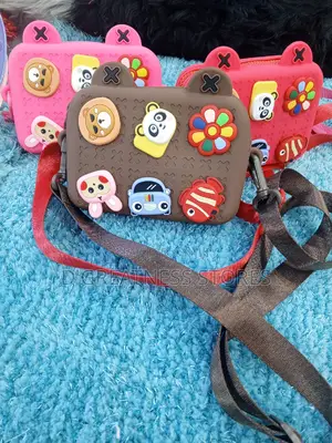 Kids Fashioned Bags .