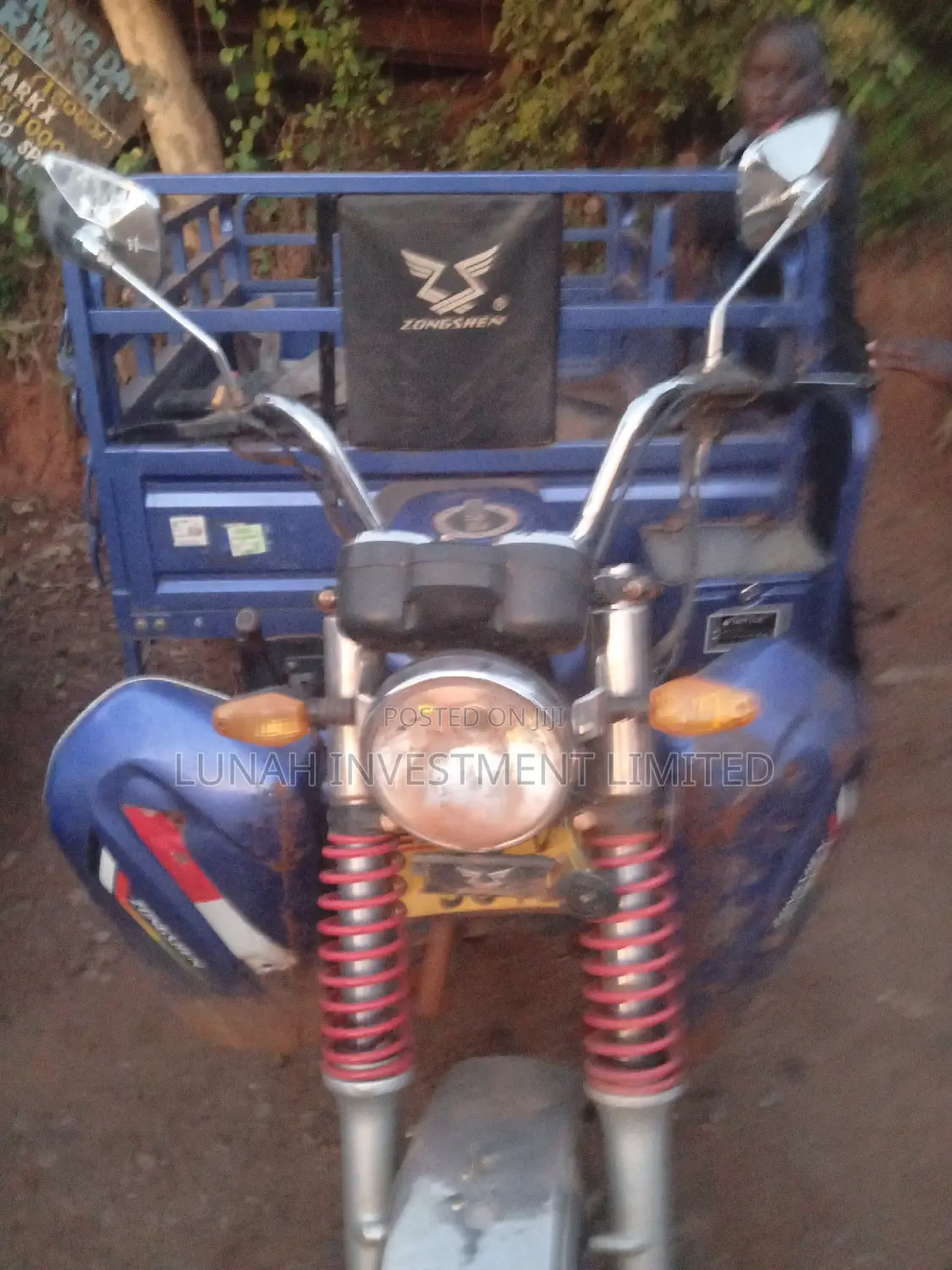 Tricycle 2023 Red